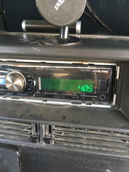 alpine UTE 92BT автомагнитола мафон автозвук альпин