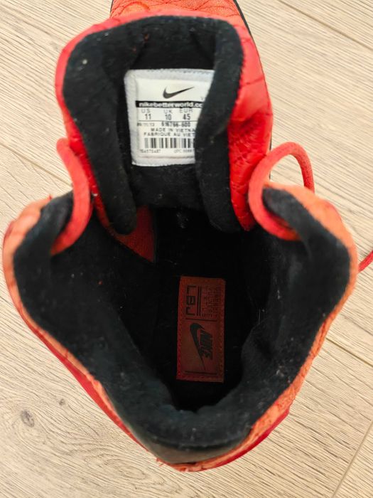 Обувки Nike LeBron