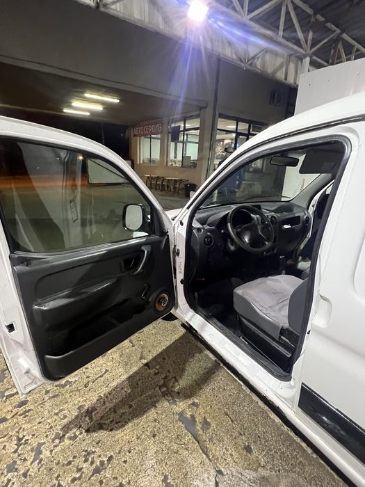 Citeoen berlingo 2.0 HDI