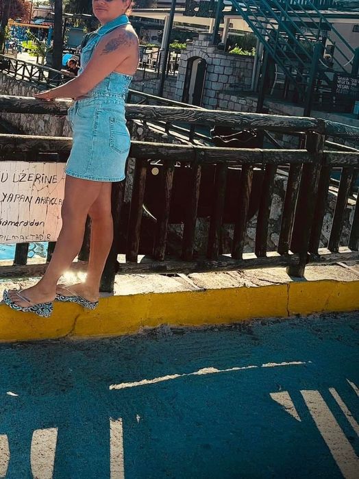пола и топ оригинални в отлично състояние