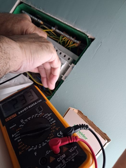 Electrician Calificat București