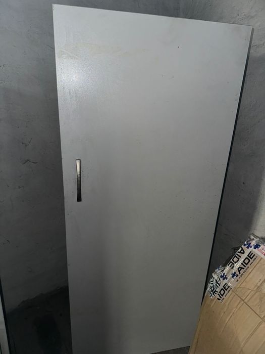 Продаю деревянный шкаф