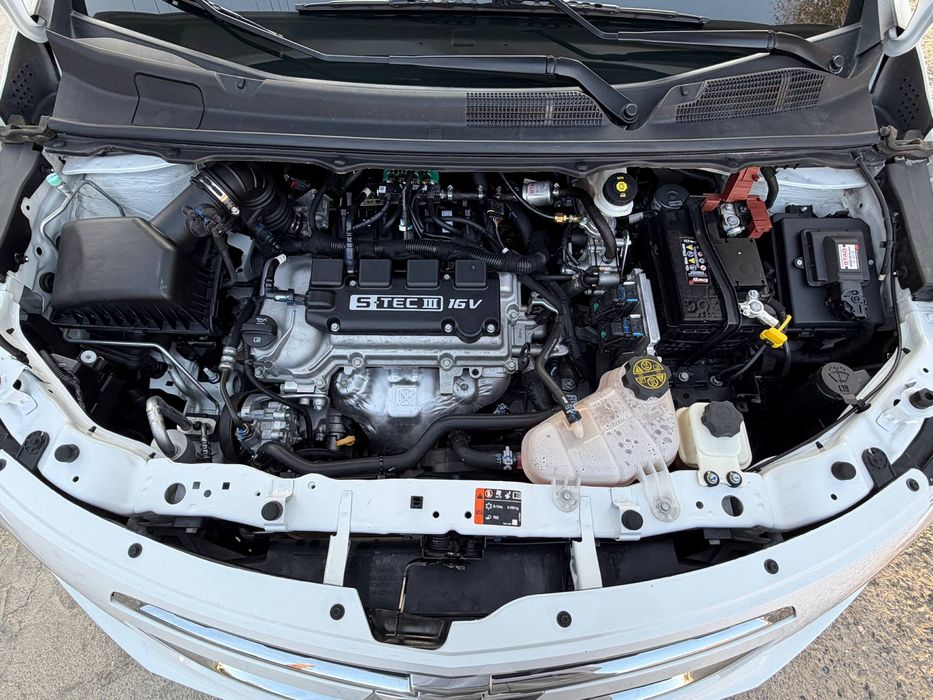 Chevrolet Cobalt 4-ap Style Prapan Gaz Pakalena