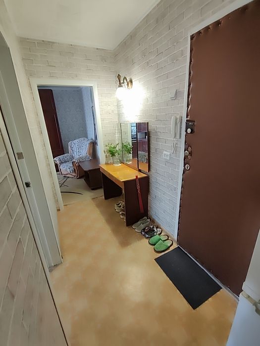 Продается 2-комн (4-11, 5 эт)