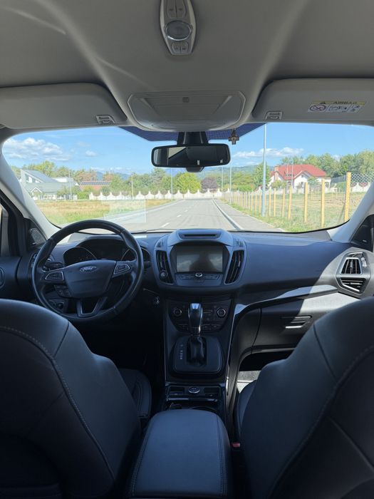 Vând Ford Kuga 2018