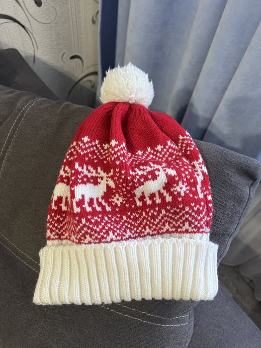 Шапка сканди, как у Кевина.