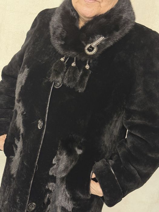 Продам шубу Мутон