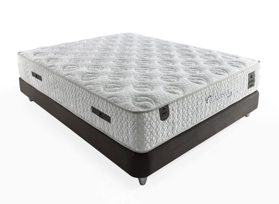 Тапицирано легло Larissa