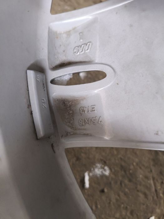 Колесо в сборе оригинал