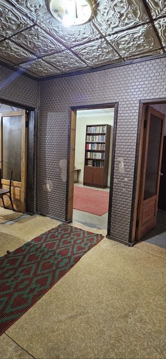 5 каватли домнинг 4 каватида 3 хонали квартира ижарага берилади