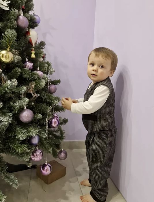 Костюм желетка и брючки на 3-4 года