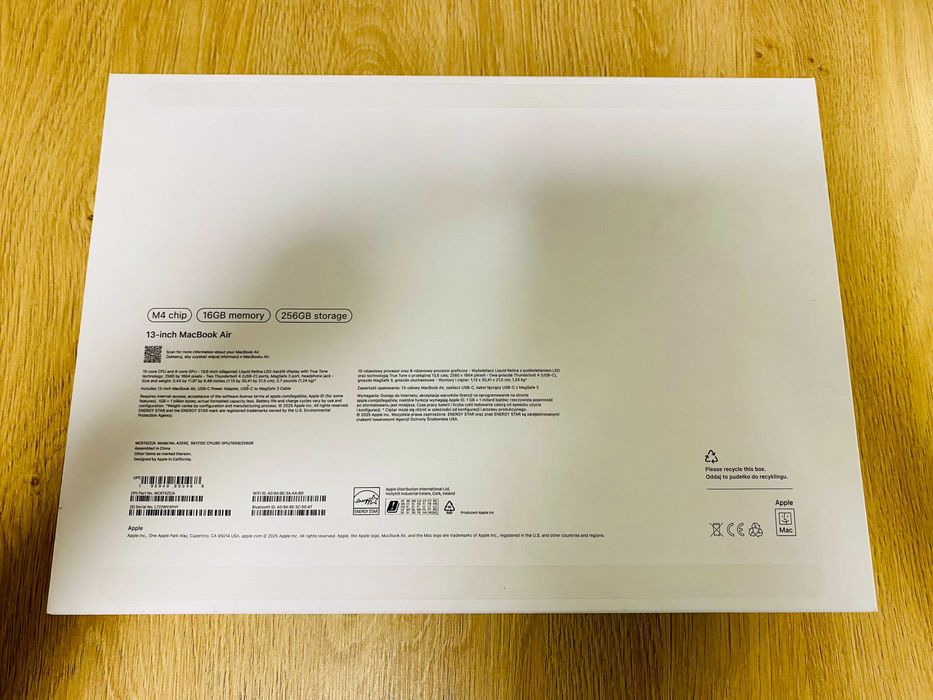 Apple MacBook Air 13" 2025, Apple M4, 16GB RAM, 256GB, Sky Blue, 100% BH