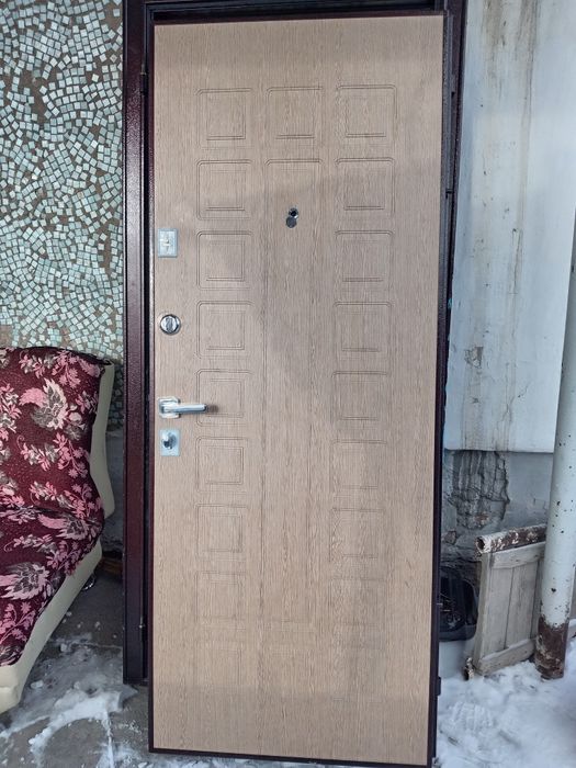 Срочно продам дверь