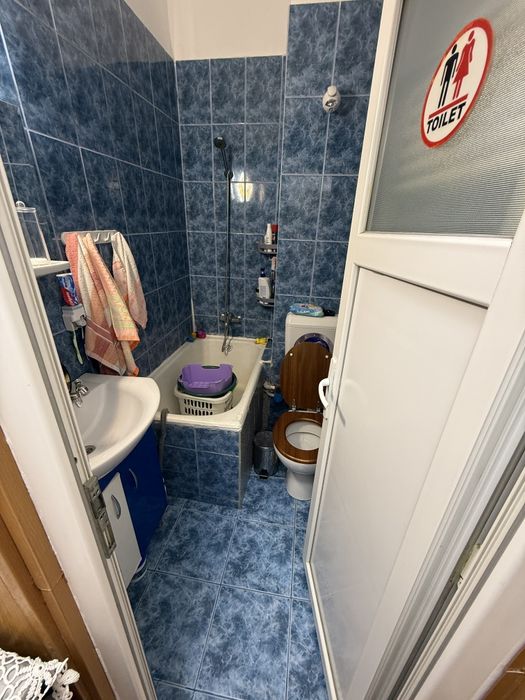 Vând Apartament zona K-tanga Bloc A1