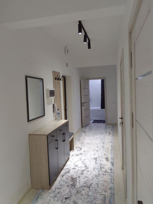 Аренда 3 хонали евро Квартира Сергели 16А (ЭЛОННИ ОХИРИГАЧА У́КИНГ))