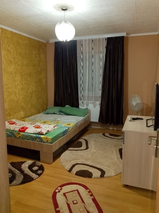 Apartament 2 camere renovat, mobilat – Moreni, Tineretului | Etaj 1