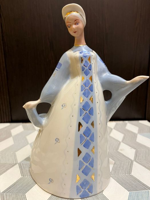 Статуэтка Лебедушка