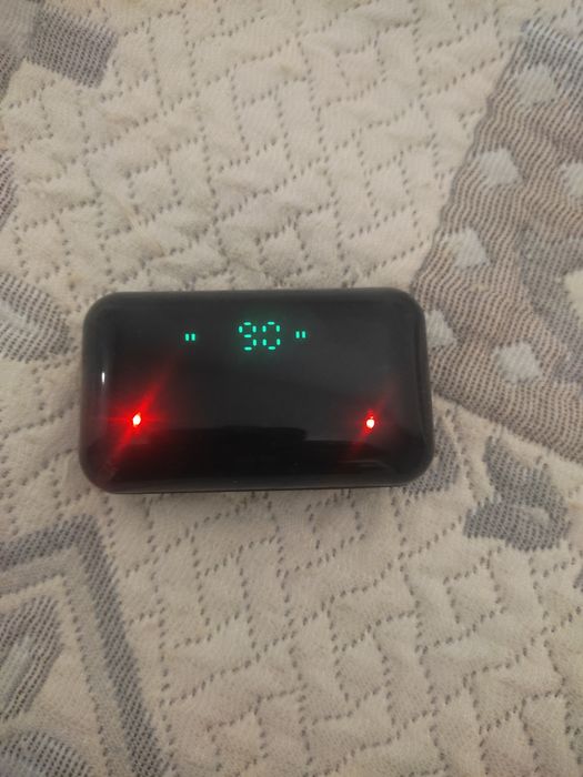 True wireless earbuds with power bank