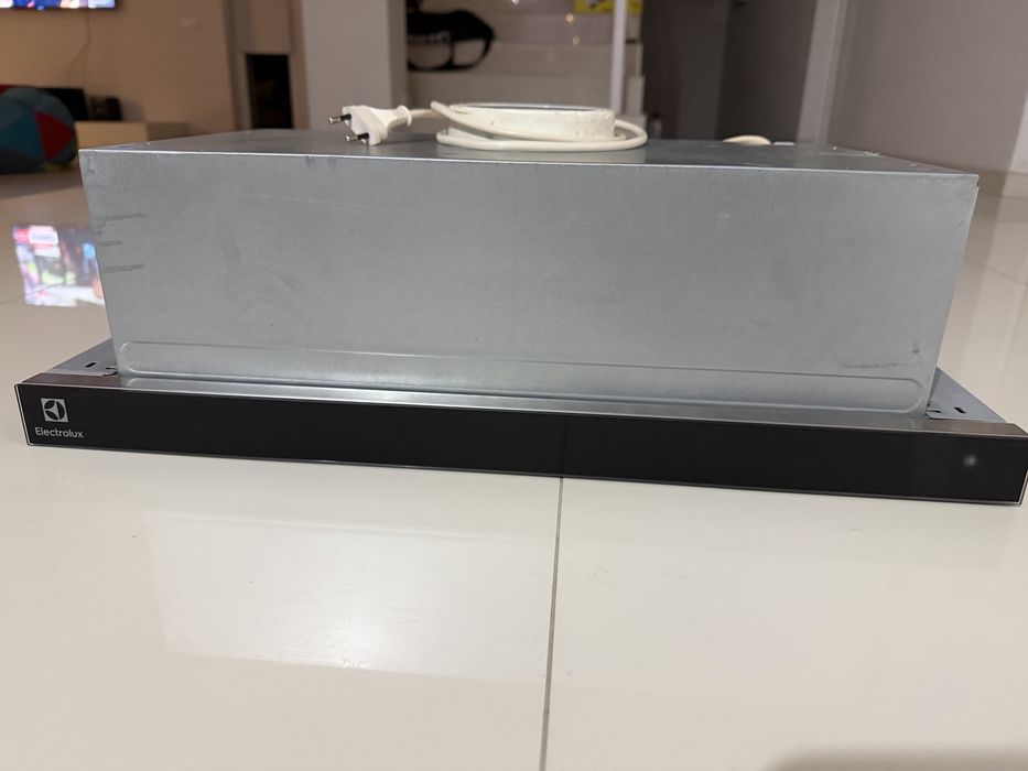 Hota incorporabila telescopica Electrolux LFP316AB