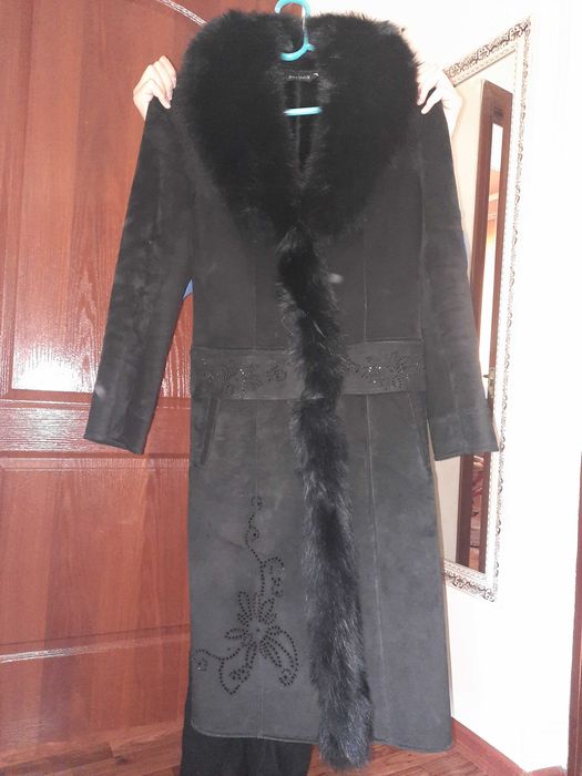 Продам дубленку 42 размер