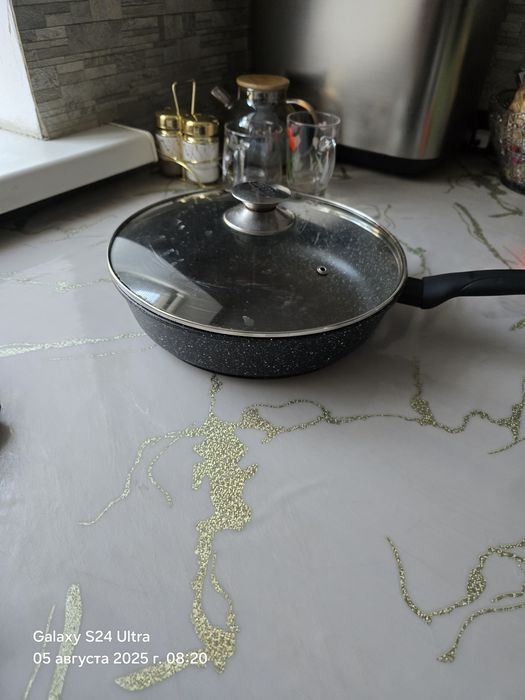 Продам казан на 6 л