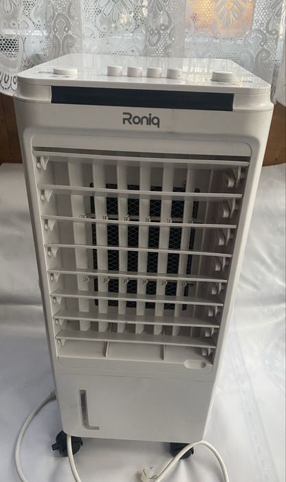 Продается очиститель воздуха