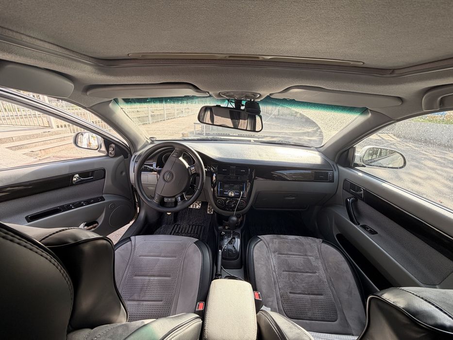 Lacetti 1,6 автомат 2013г