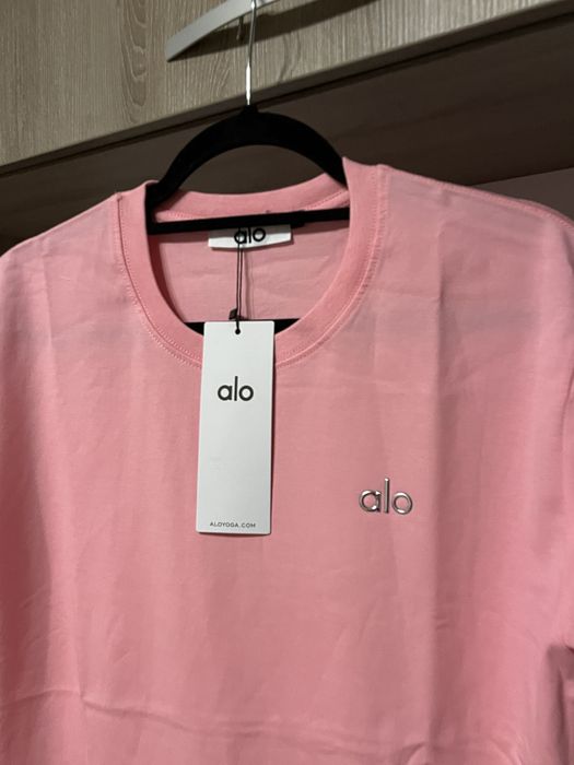 Tricou ALO Yoga nou.