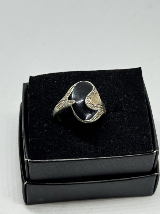 сребърен дамски пръстен 5.49гр