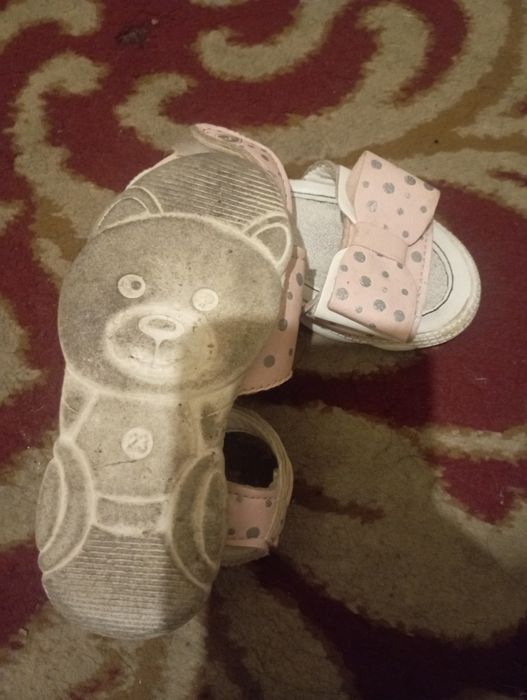 Босоножки для девочки