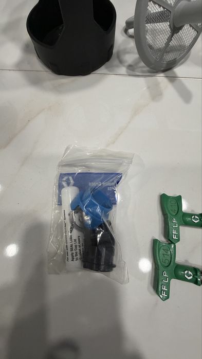 Акумулаторен бояджийски пистолет GRACO ULTRAMAX AIRLESS HH