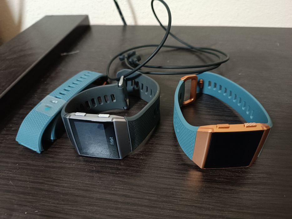 2 bucăți Smartwatch fitbit ionic
