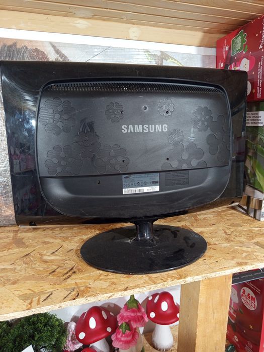 Монитор Samsung 23