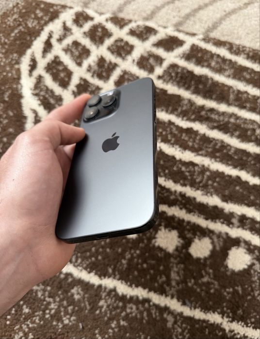 Iphone 16 pro 128 Gb  , cumparat de nou din magazin