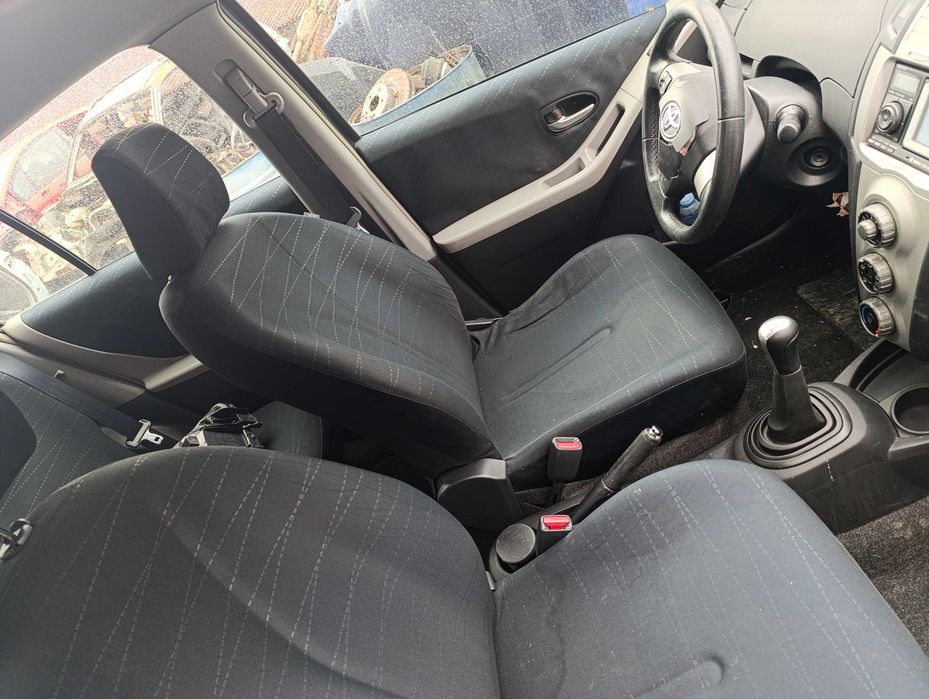 Toyota Yaris II 1.3 бензиин 87 к.с. 2SZ 2007г. НА ЧАСТИ