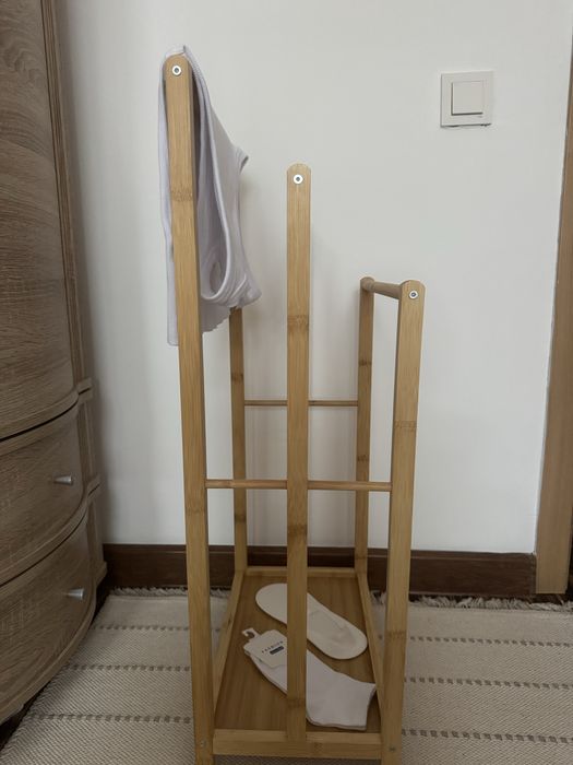 Продам стойку - вешалка