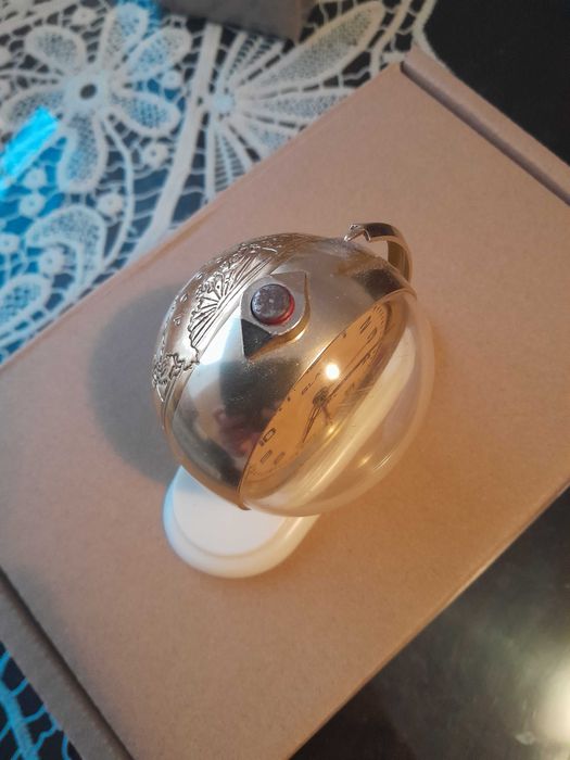 Ceas mecanic de masă