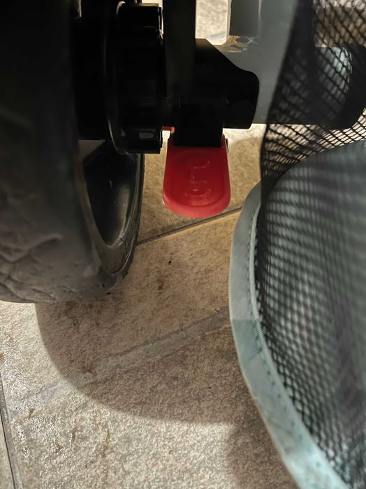 Триколка за дете Makani Alonsy Mint Camouflage