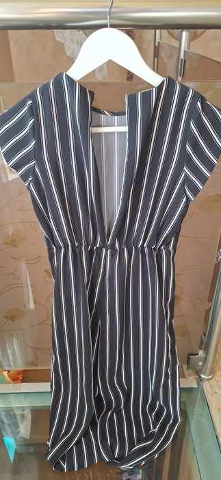 Два гащеризона за девойка