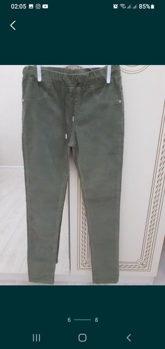 Продам куртки ,комбинезон,брюки разные вещи