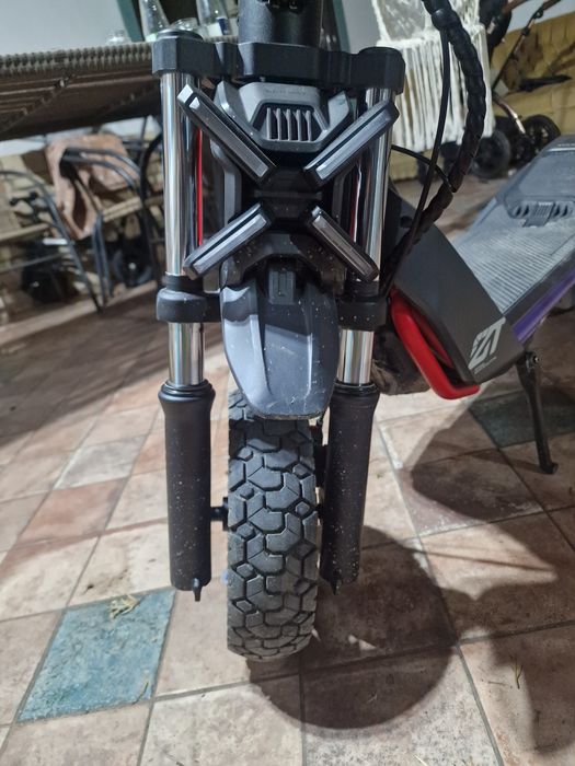 Trotineta electrica segway zt 3 pro