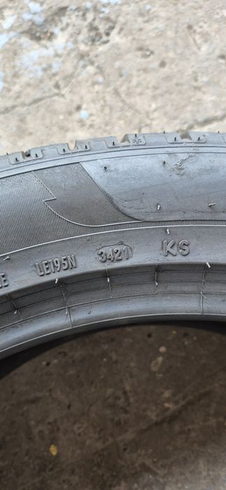 4 anvelope iarna Pirelli 285/45/22.Pretul este pe bucata. Vă