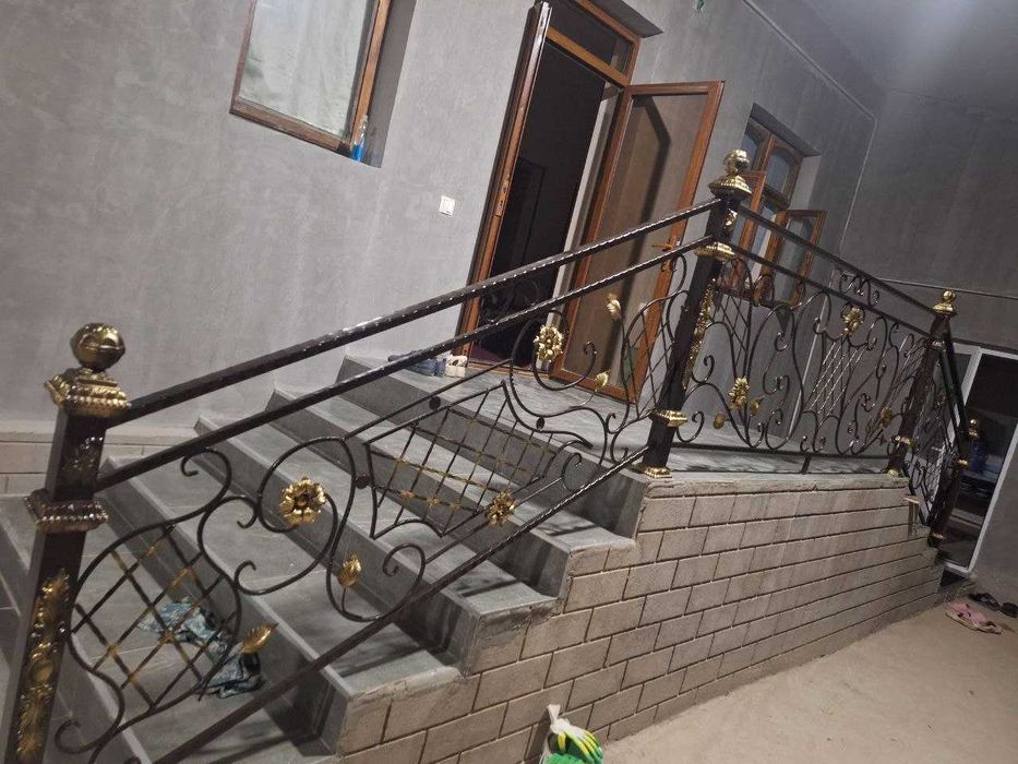 Продаётся готовый участок 6 соток, 4 комнаты. Ориентир Автостанция ТТЗ