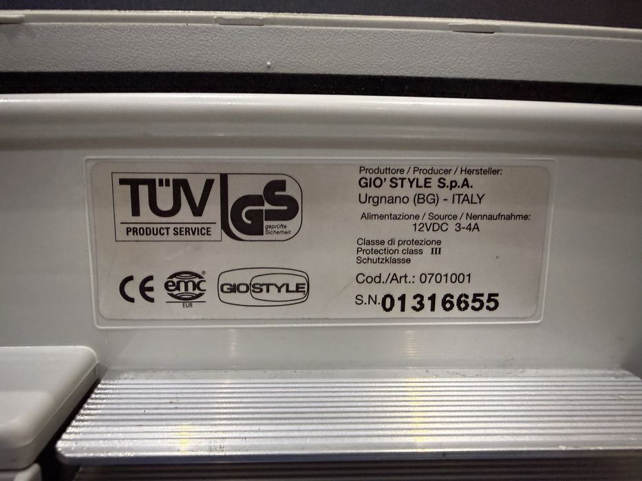 * Gio Style автохолодильник - электро термос оригинал Италия новый!