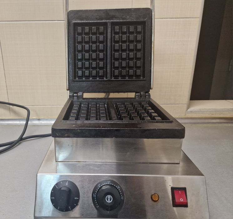 Гофретник професионален