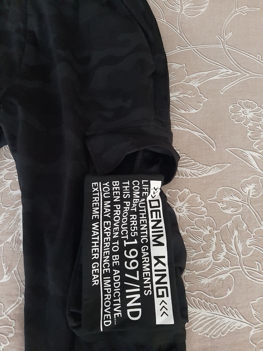 Черна модерна долница