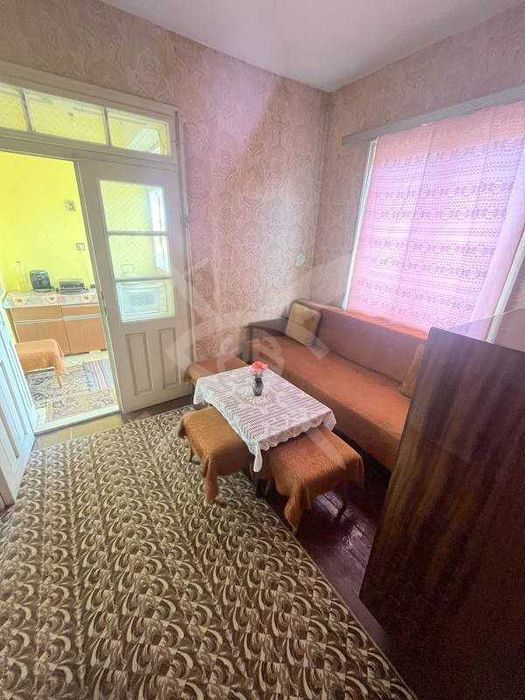 Продава се Къща в Карнобат - 60 кв.м за 750 €/кв.м - Снимка #4