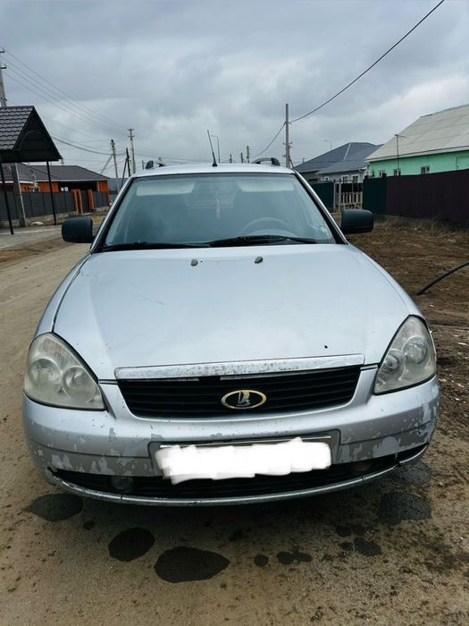 Ваз (лада) приора 2012 года