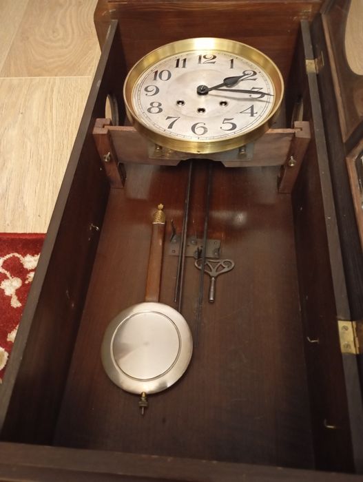 Ceas cu pendul  de perete