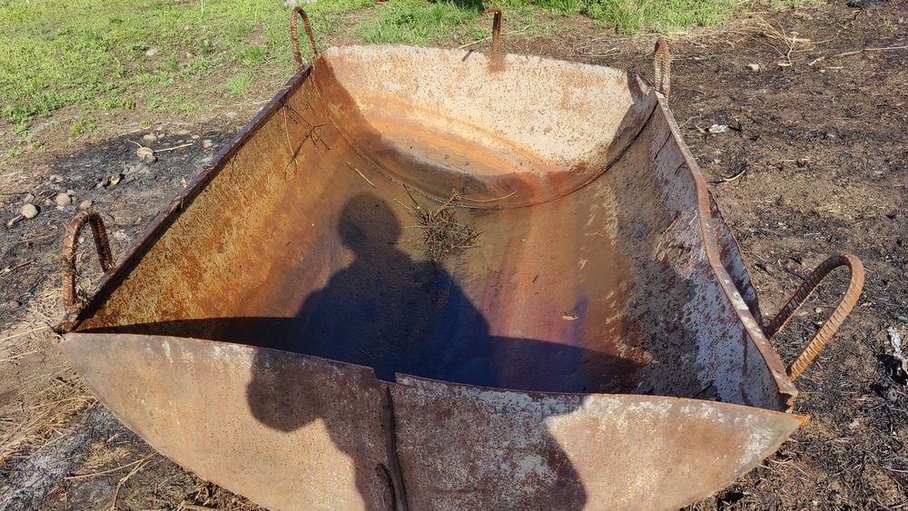 Бадья для строительства.